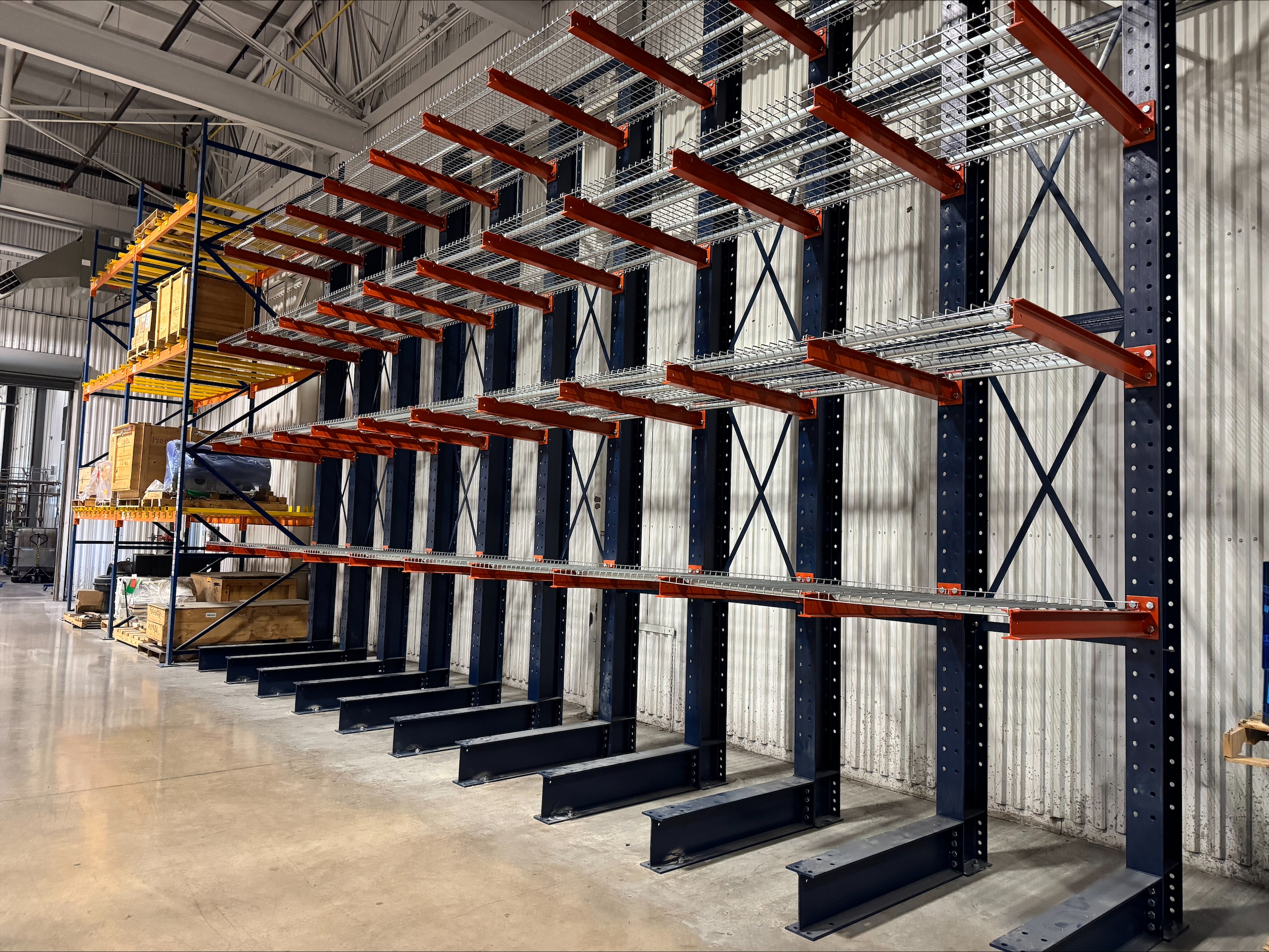 Yankee Supply Cantilever Wire Decking